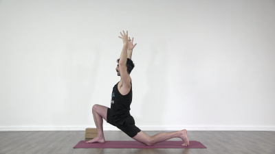 screenshot from online yoga class with yoga teacher Daniel Scott at Yogateket yoga studio in Uppsala Sweden